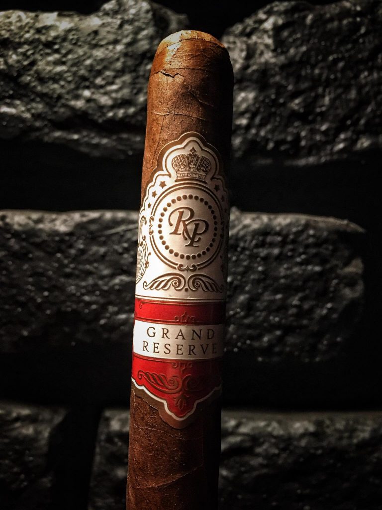 Cygaro Rocky Patel Grand Reserve Robusto polskiaficionado