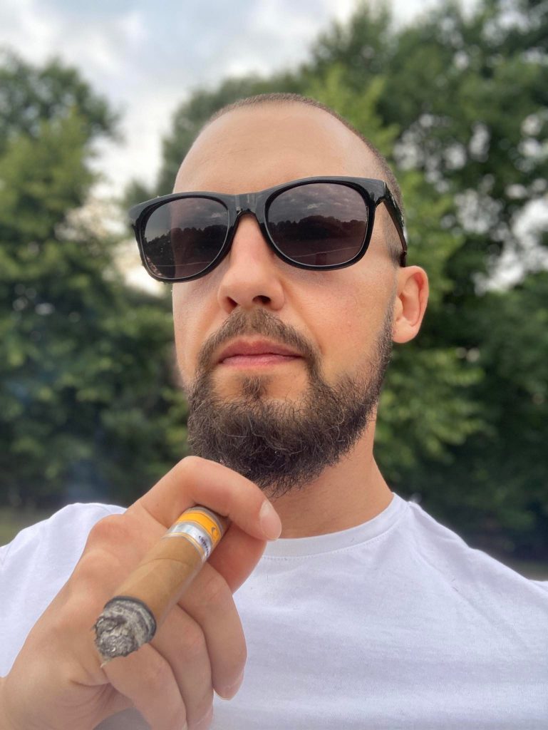 Mateusz polskiaficionado.pl