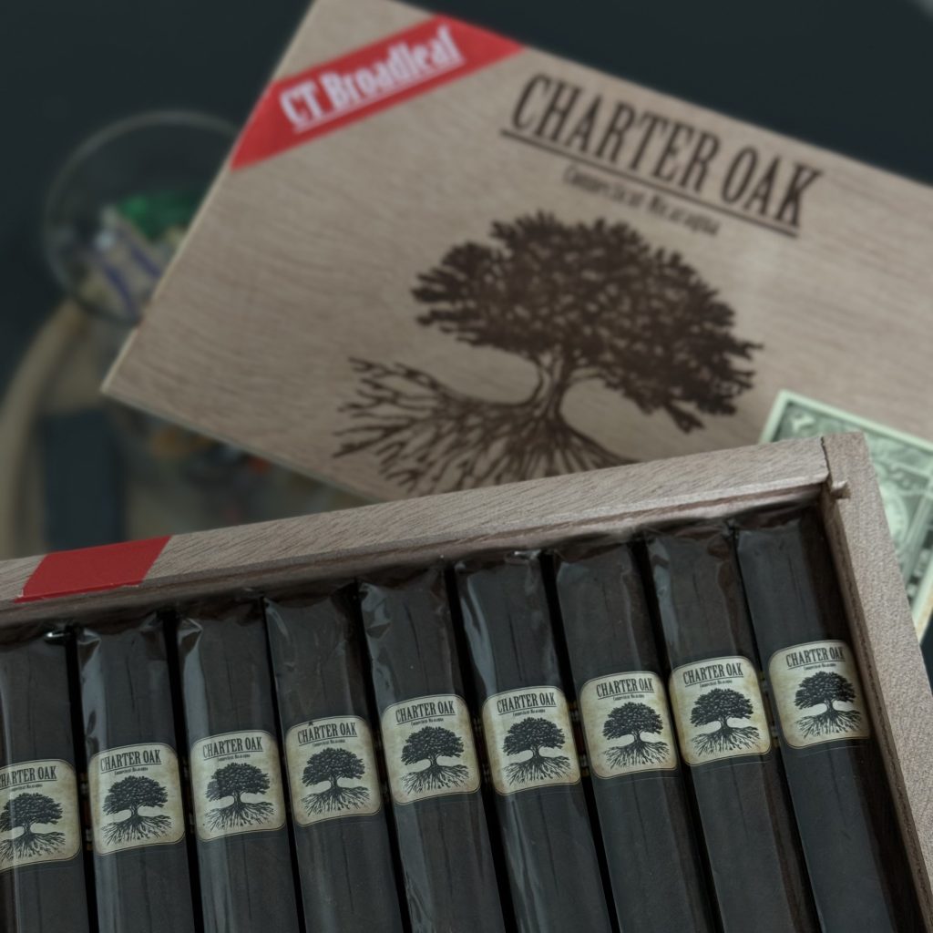 Foundation Charter Oak Maduro Rothschild Polski Aficionado Wydarzenie: cygarowy dym wiosennym powiewem rozwiany