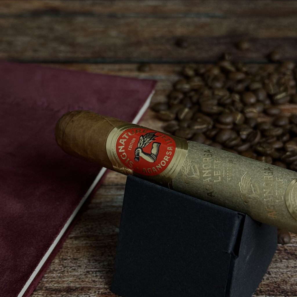 Cygaro Aganorsa Leaf Signature Selection Corojo Robusto Polski Aficionado