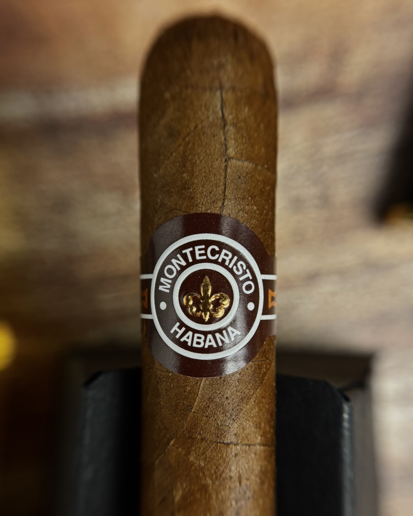 Habanos Montecristo No. 4 Polski Aficionado