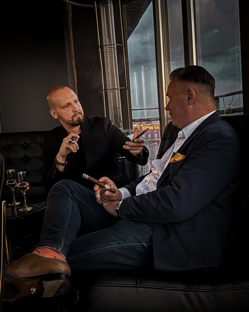 „Katarzyna Wielka jaja by ci urwała” - Jeremy Casdagli bez filtra Polski Aficionado