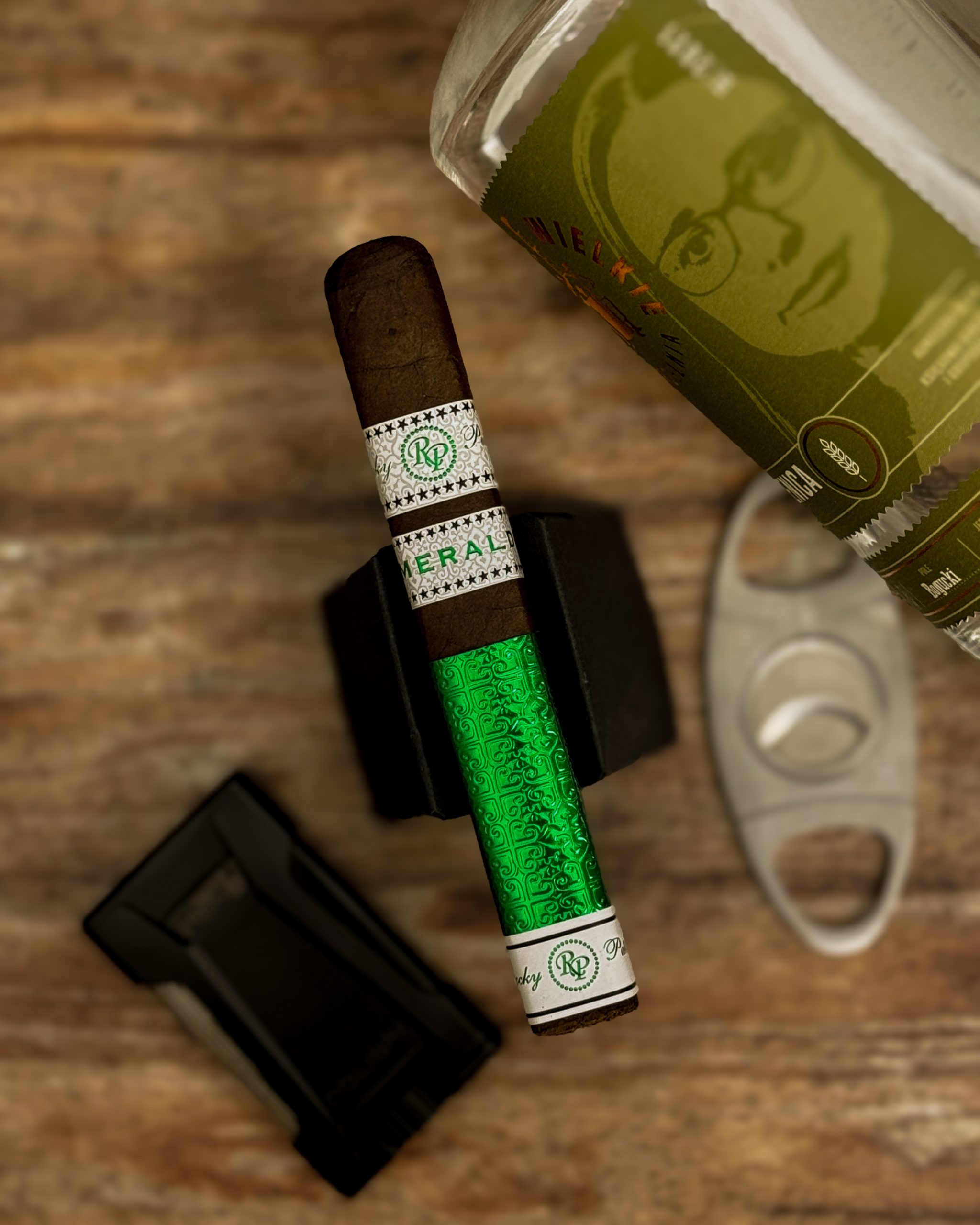 Rocky Patel Emerald Robusto recenzja cygara Polski Aficionado